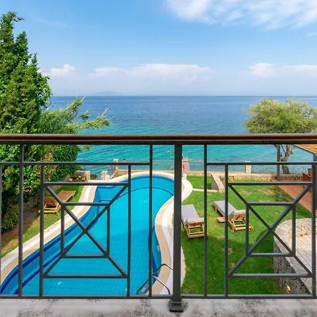 Corfu Beachfront Elektra Villa *