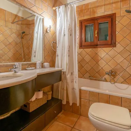 Villa Corfu Beachfront Elektra *