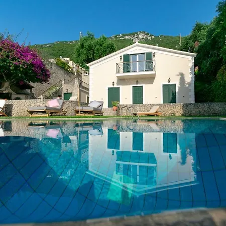 Corfu Beachfront Elektra * Benitses (Corfu)