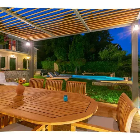 Corfu Beachfront Elektra Villa