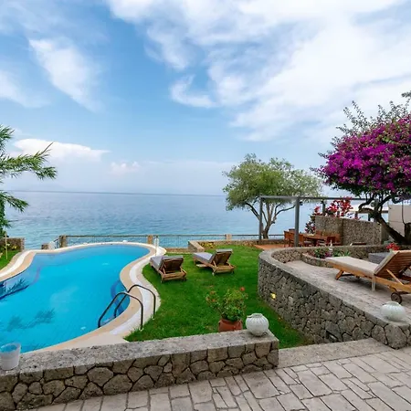 Vilă Corfu Beachfront Elektra